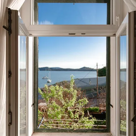 Apartment Val With Sea View Apartment *