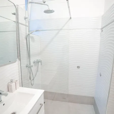 Apartment Val With Sea View *