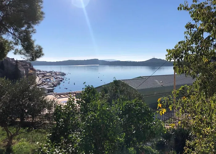 Daire Apartment Val With Sea View *