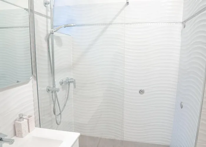 Apartment Val With Sea View *